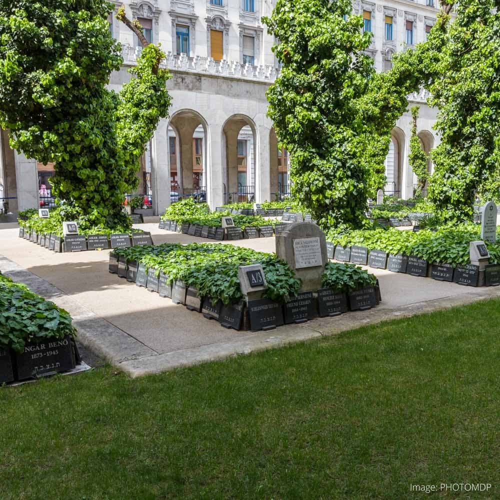 The Great Synagogue — 