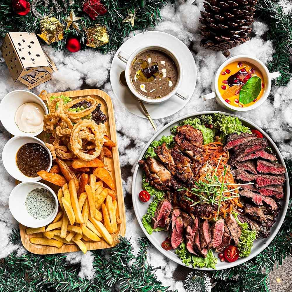 The Round Tower 1886 Cafe & Restaurant — 