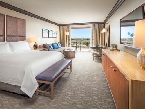 Grand Deluxe Room