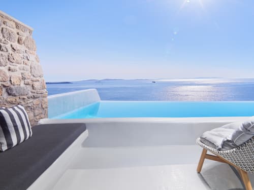 Junior Suite with Pool