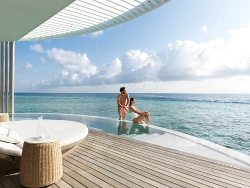 Lagoon Pool Villa