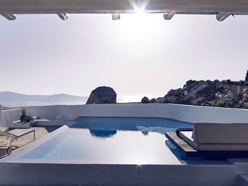Grand Honeymoon Pool Suite