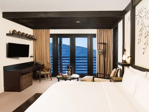 Alila Terrace with Jabal View