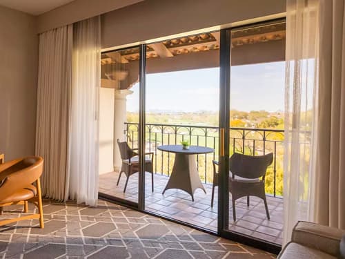Fairmont Gold 2 Suite 1 King