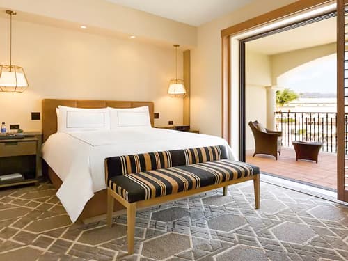 Sunset Beach 1 Bedroom Suite 1 King