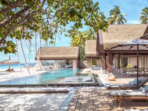 Three Bedroom Wellbeing Beach Pool Residence