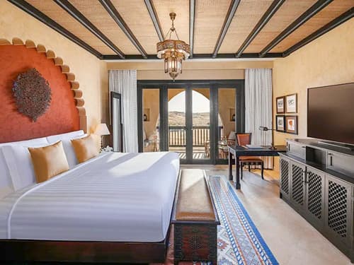 Deluxe Balcony Room