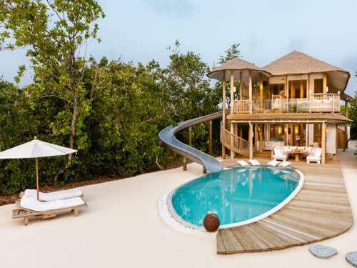 2 Bedroom Island Retreat with Slide