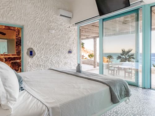 Junior Sea View Suite with Pond