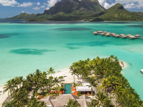 Three-Bedroom Premier Beachfront Villa Estate