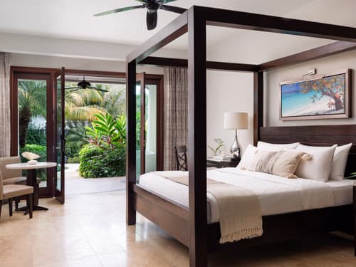 Romeo & Juliet Walkout Butler Suite with Patio Tranquility Soaking Tub