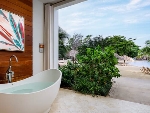 Beachfront Honeymoon One-Bedroom Walkout Butler Suite with Patio Tranquility Soaking Tub