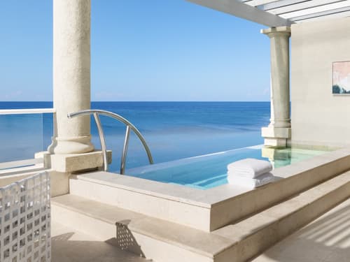 Beachfront One-Bedroom Skypool Butler Suite with Rooftop Terrace