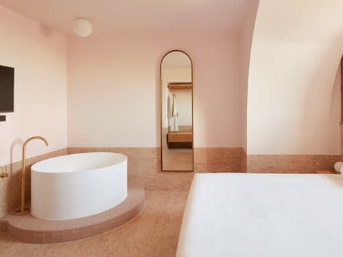 Ada Suite