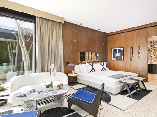 Premier Pool View Suite