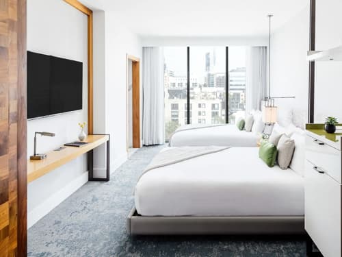 2 Queen Beds Silver
