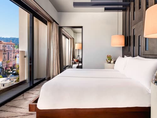 Beverly Hills King Suite