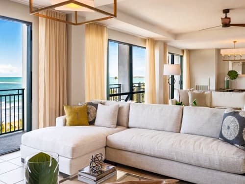 Governor Suite
