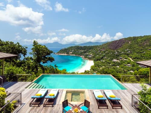 Two-Bedroom Hilltop Ocean-View Suite