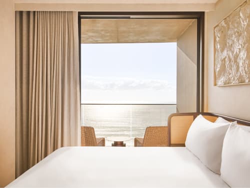 1 Bed Suite Ocean XL Balcony