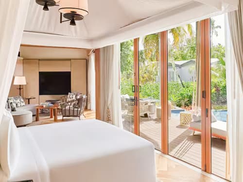 One Bedroom Grand Hawksbill Pool Villa