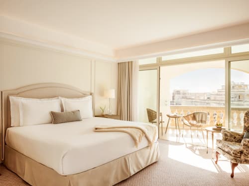 Signature Suite