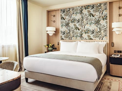 Signature Room