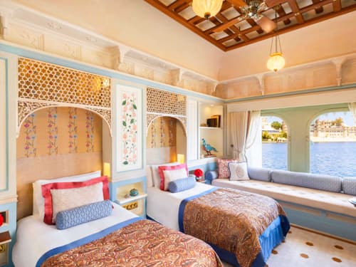 Palace Room Lake View Twin Bed