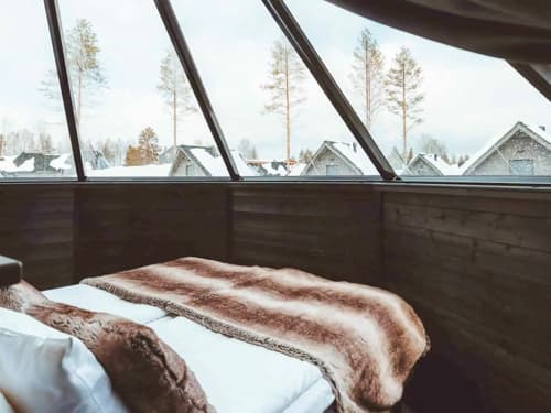 Aurora Cabin King Glass Igloos