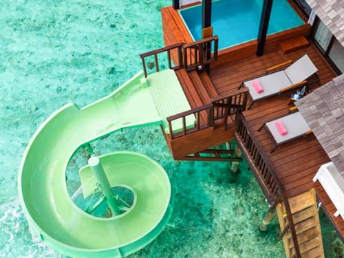Wind Villa with Jacuzzi & Slide