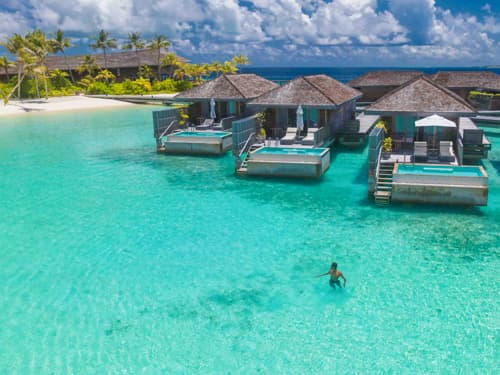 Lagoon Pool Villa