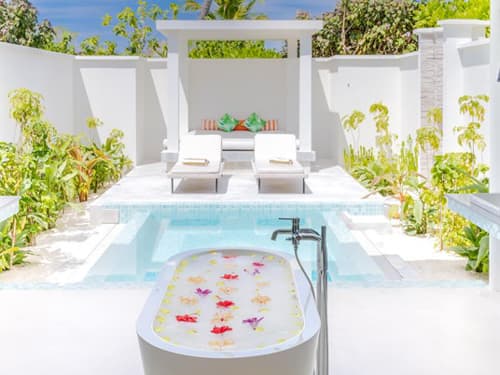 Grand Beach Villa with Pool