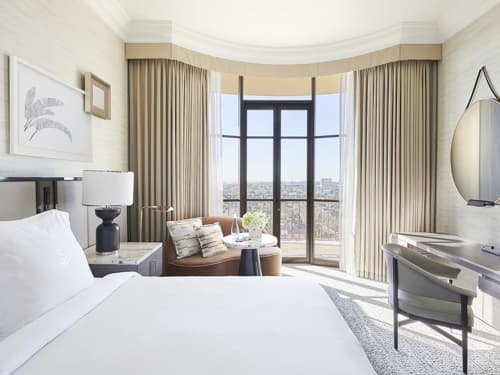 Signature Balcony Room