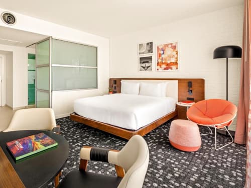 Standard King Room