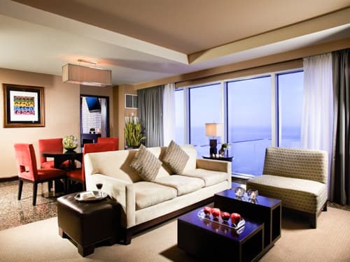 Panoramic Suite  