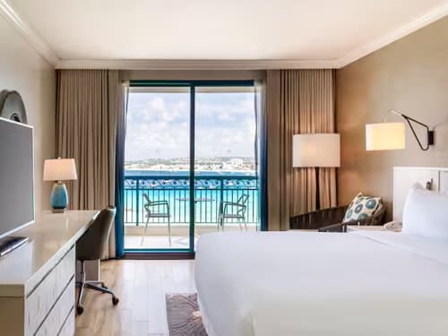Bay View 1 King Bed with Balcony