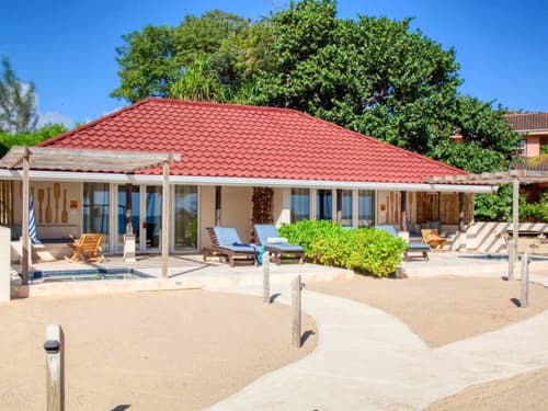 2 Bedroom Sea Villa with Pool