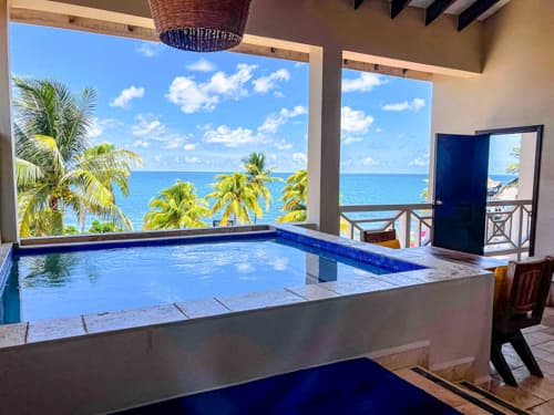 Seafront Suite with Pool