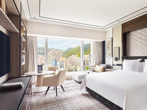 Premier Peak-View Room 