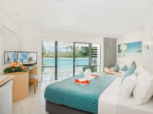 Deluxe Beachfront