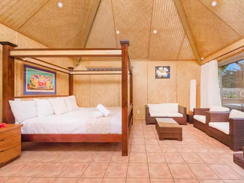 Honeymoon Spa Suite