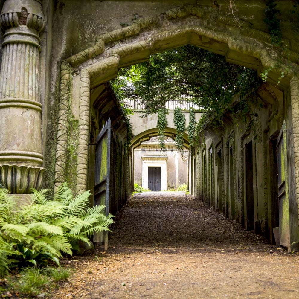 Highgate Cemetery — London, England, United Kingdom