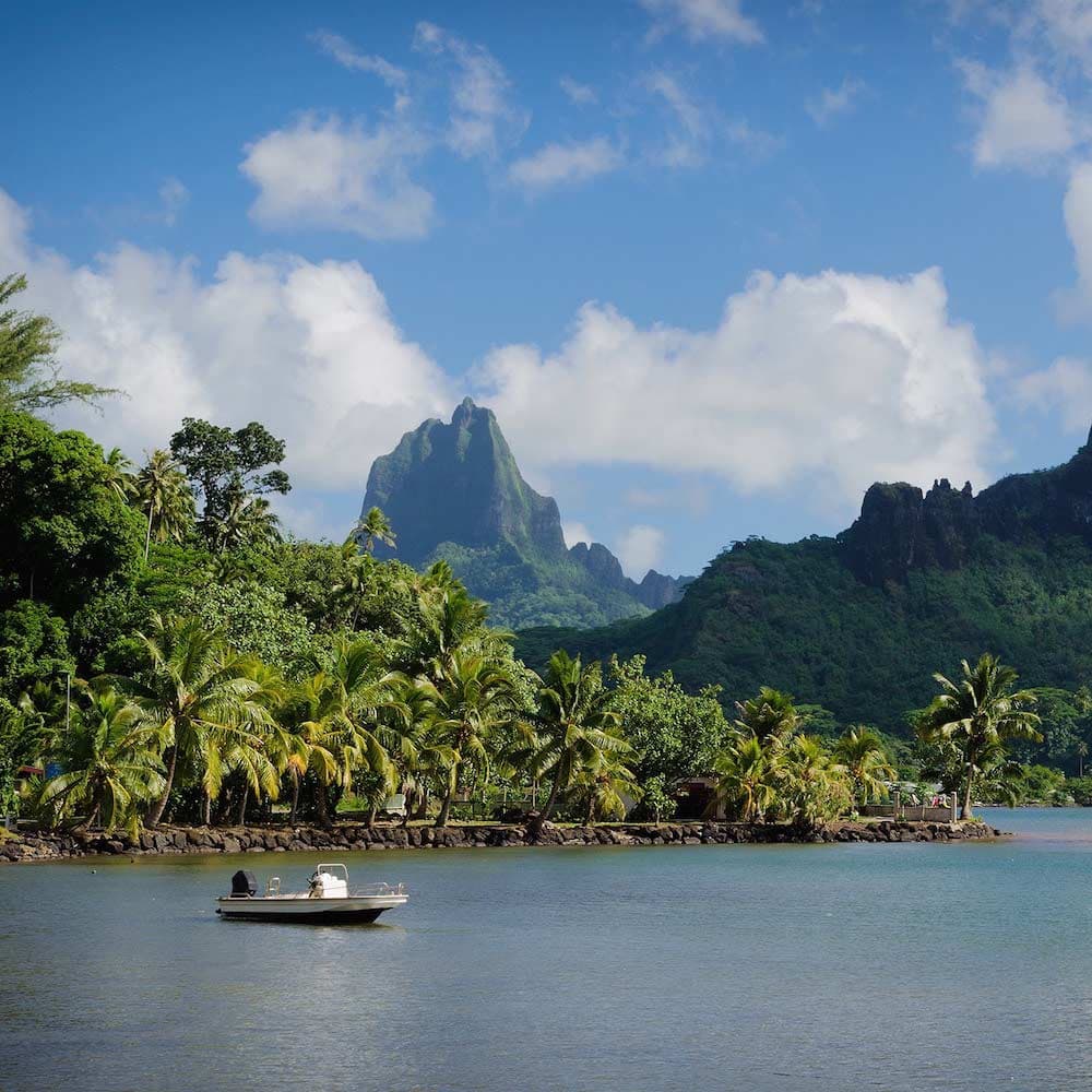 Cook's Bay, Mo'orea — French Polynesia, Oceania