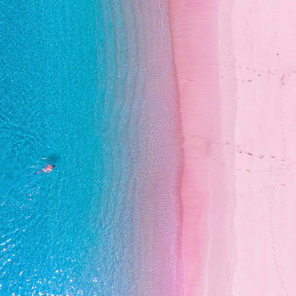 Pink Beach, Komodo — Indonesia, Asia