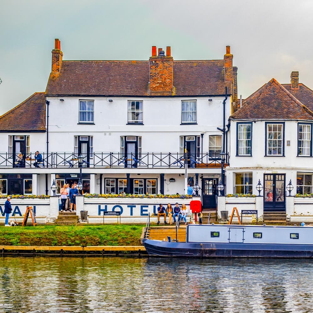 Staines-upon-Thames — England, United Kingdom
