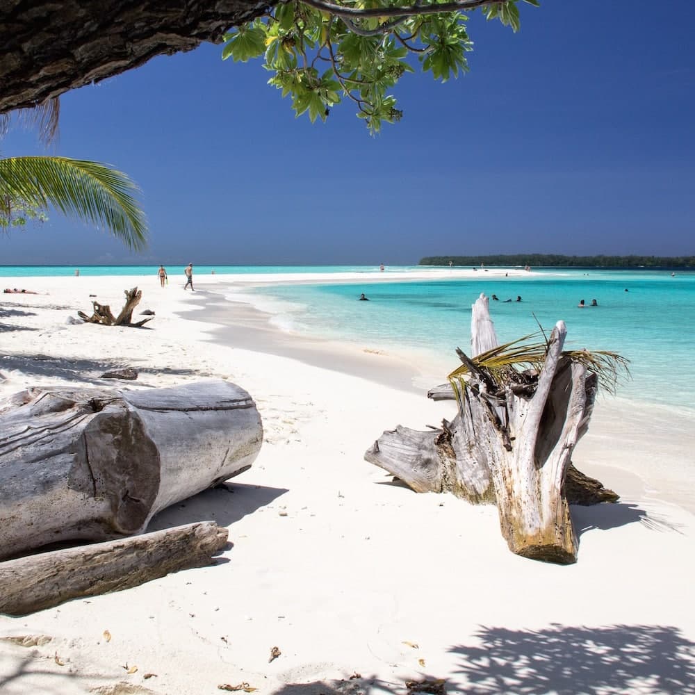 Conflict Islands — Papua New Guinea, Oceania