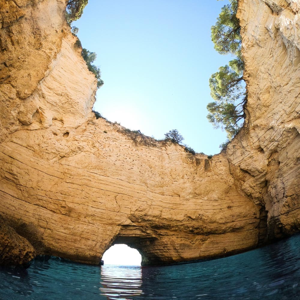 Grotta Sfondata — Puglia, Italy, Western Europe