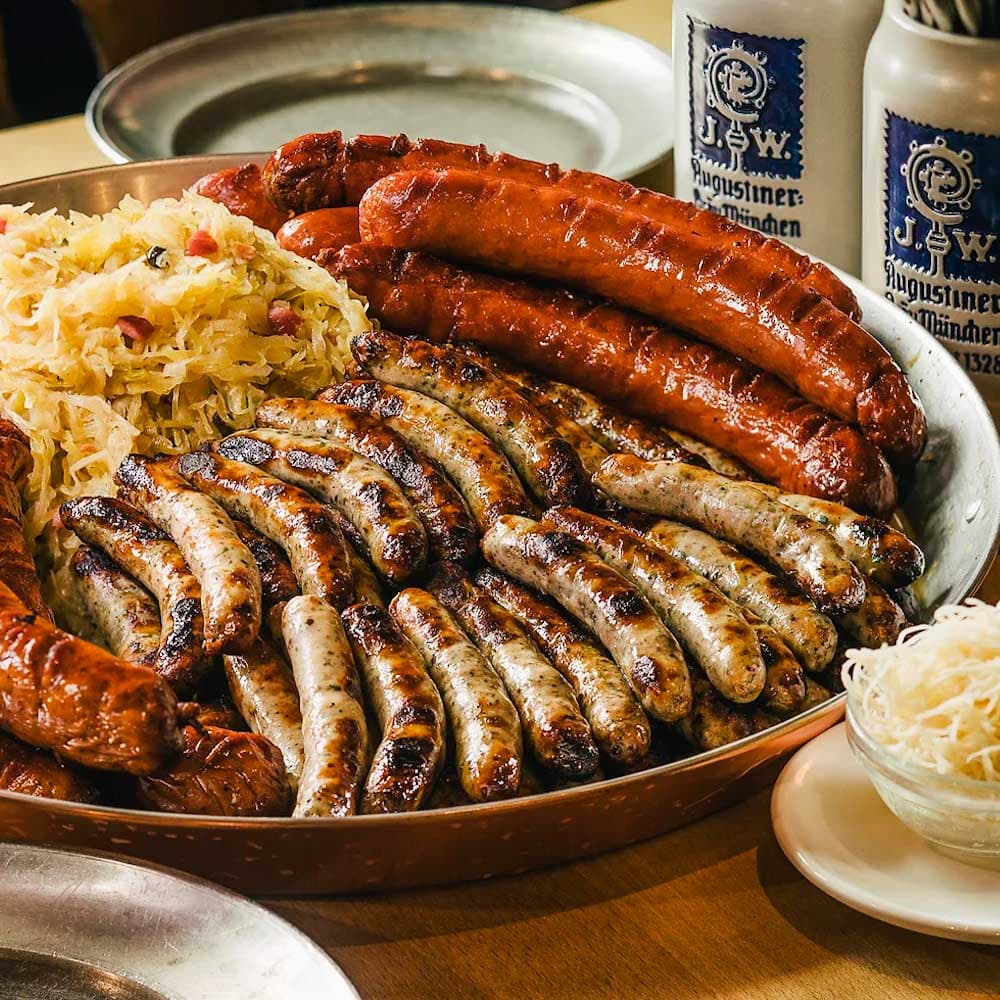 Nuernberger Bratwurst Gloeckl am Dom — Munich, Germany, Western Europe